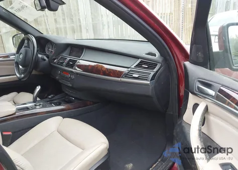 2011 BMW X5 xDrive50I from USA, damaged, VIN 5UXZV8C51BL422101